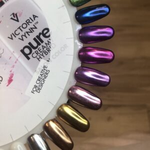 Victoria Vynn kroompulber küünele. Jätab metalse läike